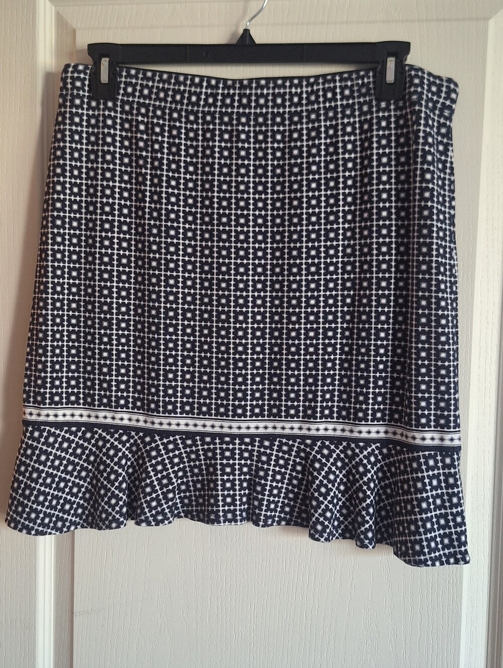 Max Studio Navy and White Geometric Ruffle Hem Skirt - Picture 4 of 4